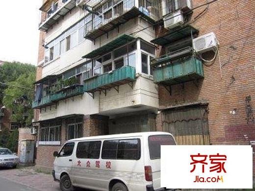 鳳園里外景圖