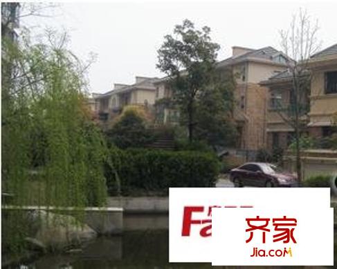萬聯(lián)別墅外景圖