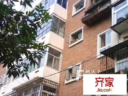 隆鵬公寓外景圖