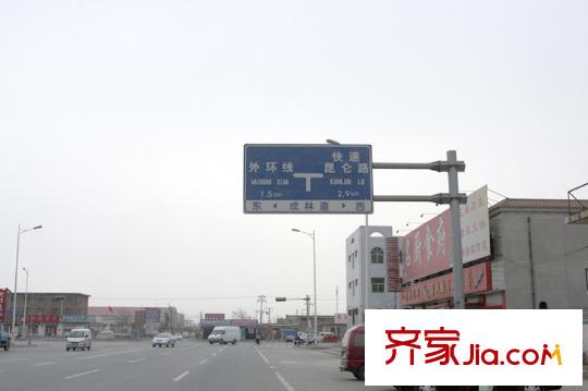 天房翠海紅山配套圖向西約50米名廚食府餐館