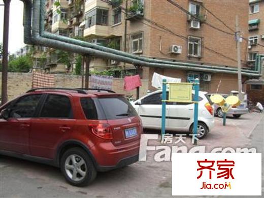 市政樓?河?xùn)|區(qū)外景圖