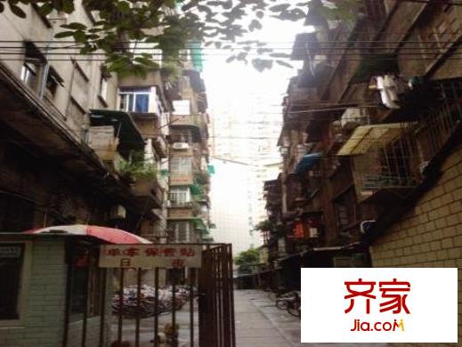 海珠前进路大院外景图