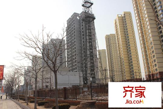 學(xué)仕府花園小區(qū)樓棟實景（2015-03）