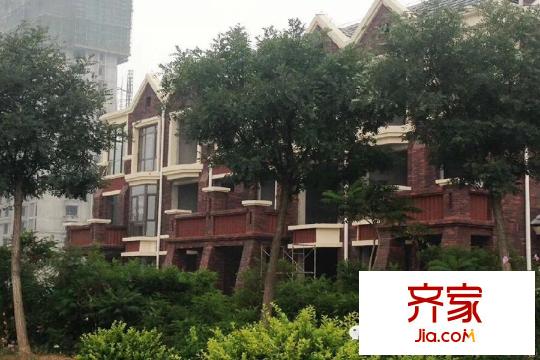 美域?yàn)懺沸^(qū)樓棟實(shí)景（2015-06）