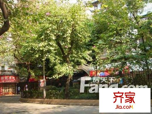 东兴小区外景图