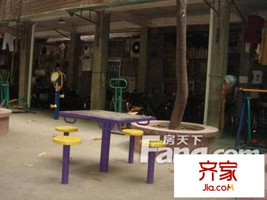 东兴小区外景图