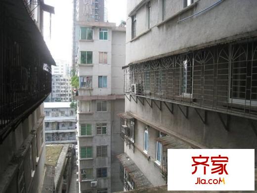 东风东路小区外景图