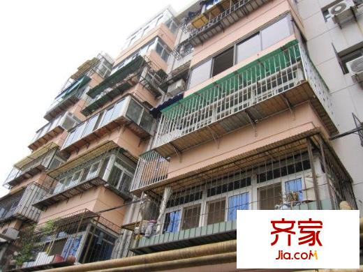 來福西里外景圖
