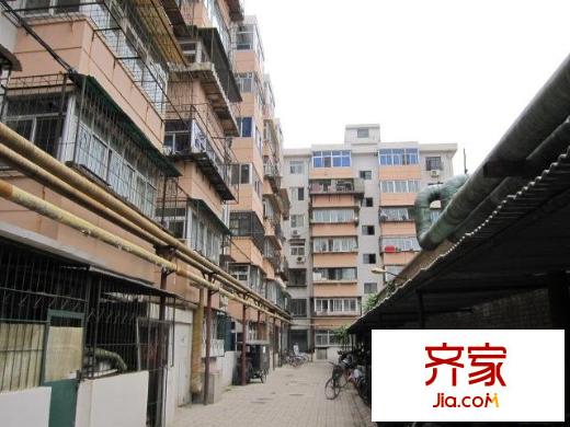 來福西里外景圖