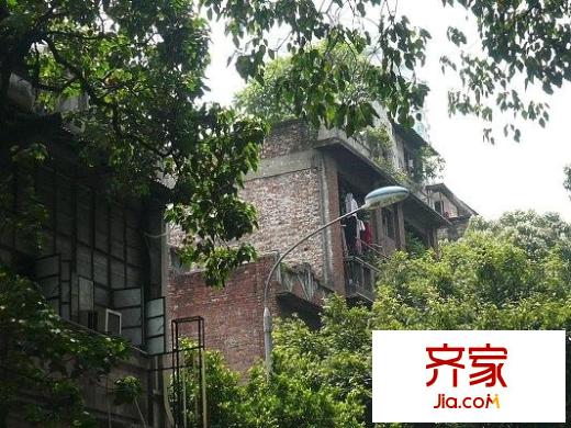 朝天路大院外景图