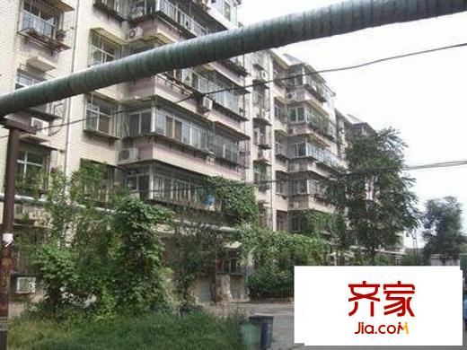 春江里外景圖