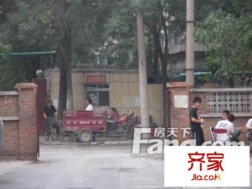 大江南里外景圖