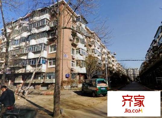 春廈里外景圖