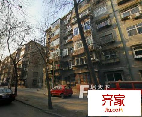 建湖里外景圖
