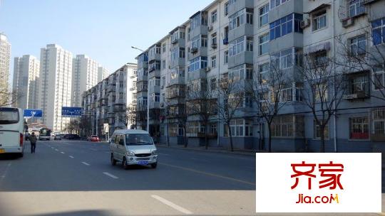 建湖里外景圖