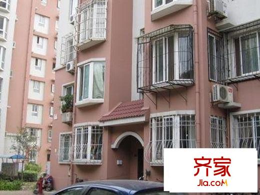 金云里外景圖