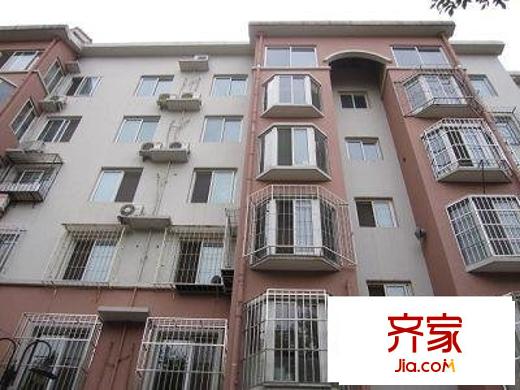 金云里外景圖