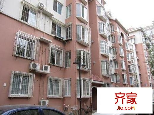 金云里外景圖