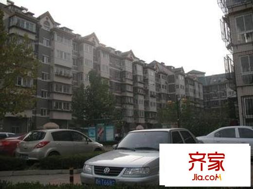 方正龍?zhí)靾@外景圖