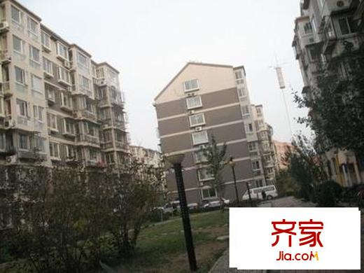 方正龍?zhí)靾@外景圖