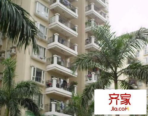 信步闲庭外景图