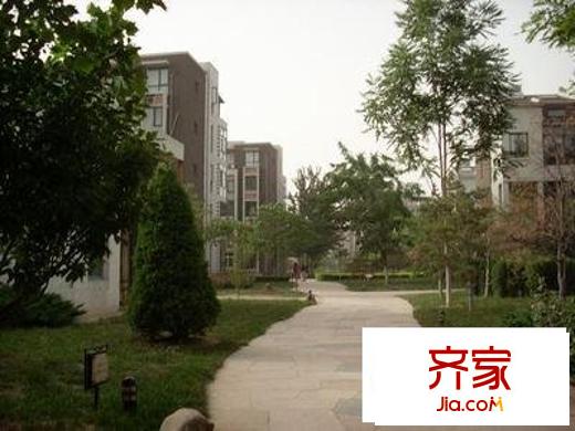 半島藍(lán)灣外景圖