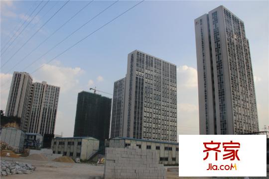 保利大都汇楼栋外立面(2015-10-21)