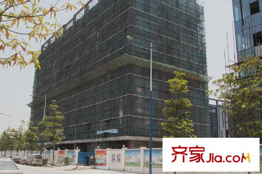 万科云城米酷广东银御集团(项目对面)