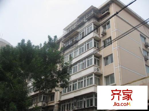中宇里外景圖