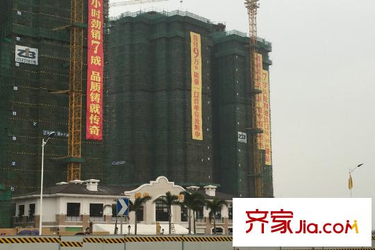 中国铁建国际花园项目马路对面的江山时代