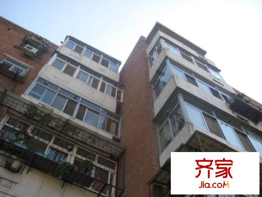光湖里外景圖