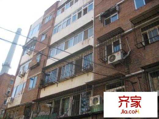 光湖里外景圖