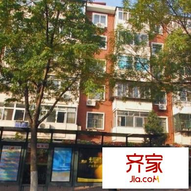 環(huán)湖東里外景圖