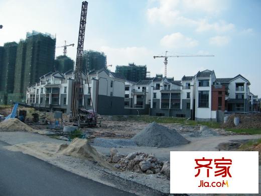 倚莲半岛项目在建情况(2013-08)