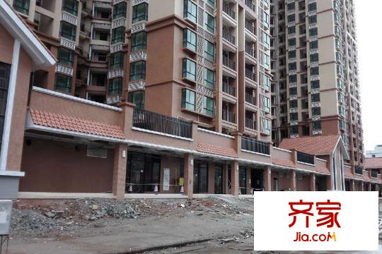 南悦花苑小区内部(2015-4)