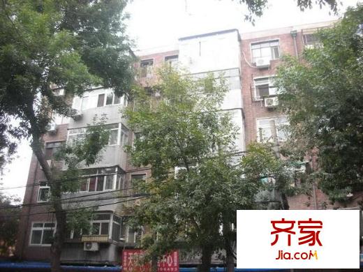 金廈里外景圖