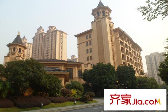 星河湾半岛距离项目20米的星河湾酒店