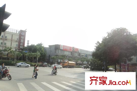 敏捷・四季花园沿街商铺(项目对面)