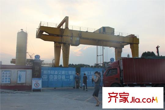 保利・红馆据项目约350米的7号线汉溪长隆站