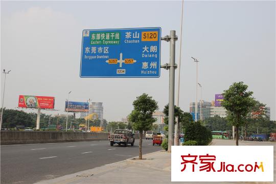 东莞时代华庭项目门口石化大道