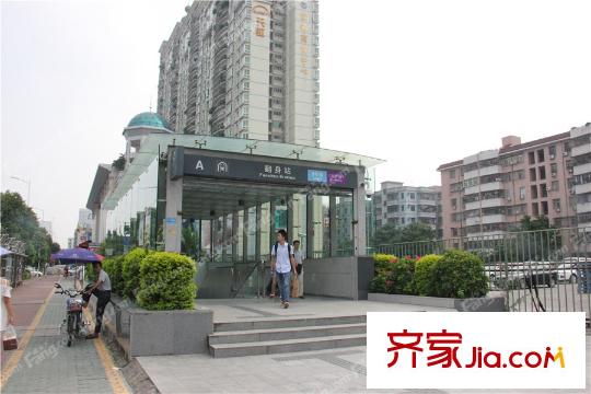 盛意家园翻身地铁站