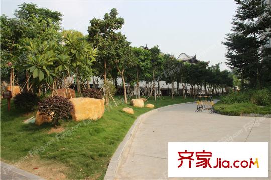 怀德峰景周边翠岗公园