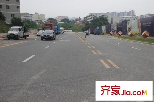 珑门周边道路