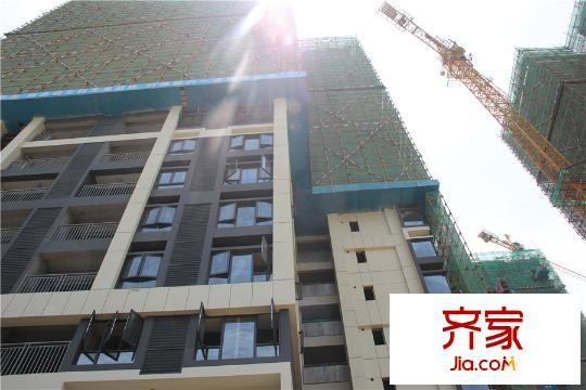 金地龙城中央工程进度(2015.5.12)
