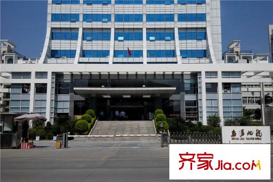 好益康世纪中心项目北向1公里的地税局