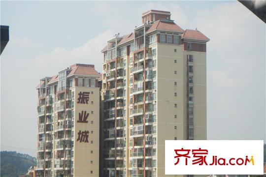 锦荟PARK对面一路之隔的振业城