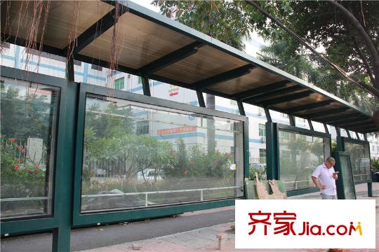 中粮凤凰里周边公交车站