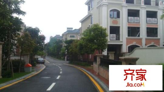 十二橡树庄园外景图