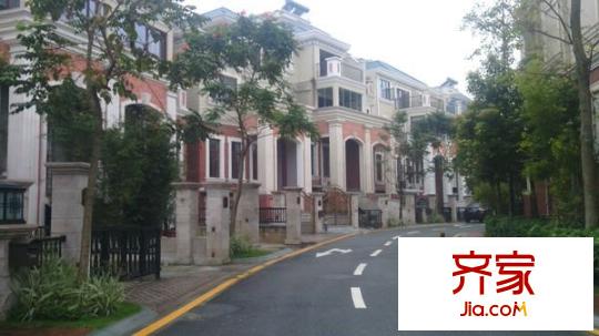 十二橡树庄园外景图