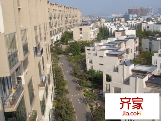 中海大山地别墅外景图